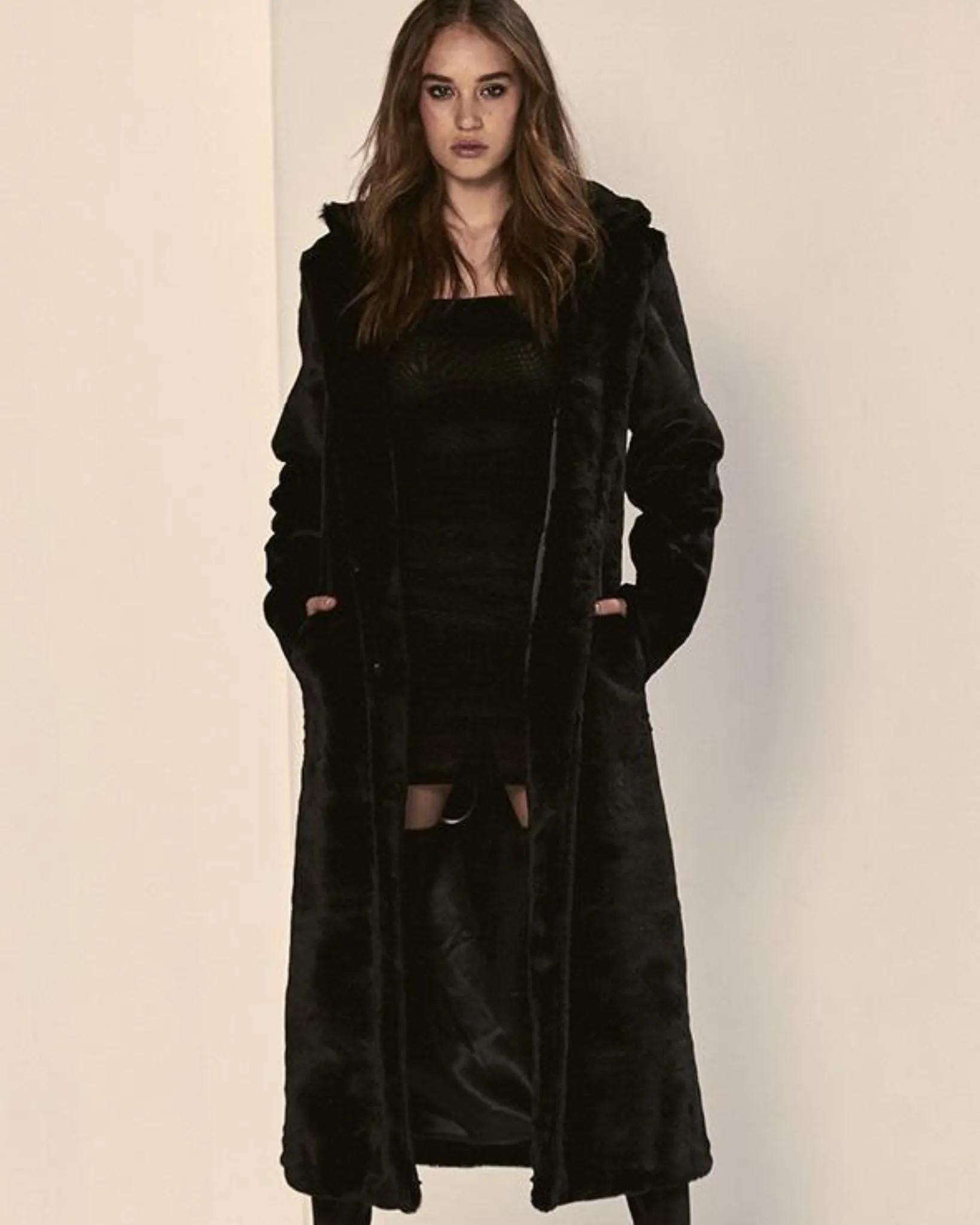 Black Bird Coat | Black