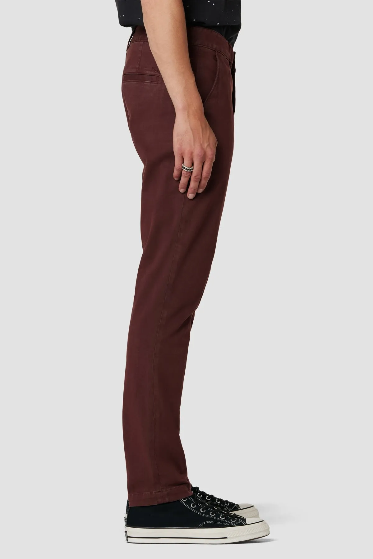 Classic Slim Straight Chino