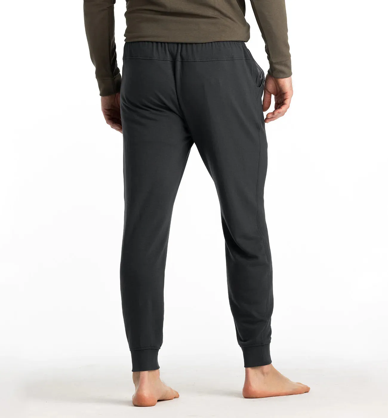 Free Fly Men's Bamboo Lightweight Fleece Jogger in Black Sand