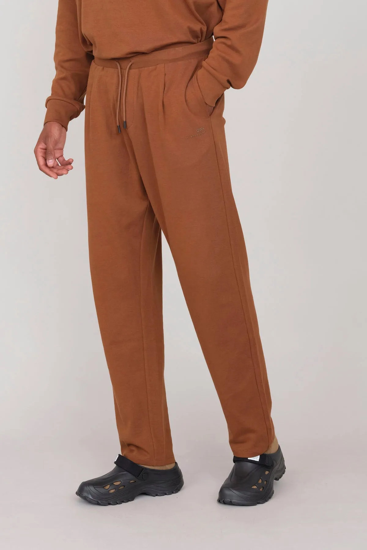 Joggers In Interlock Peanut