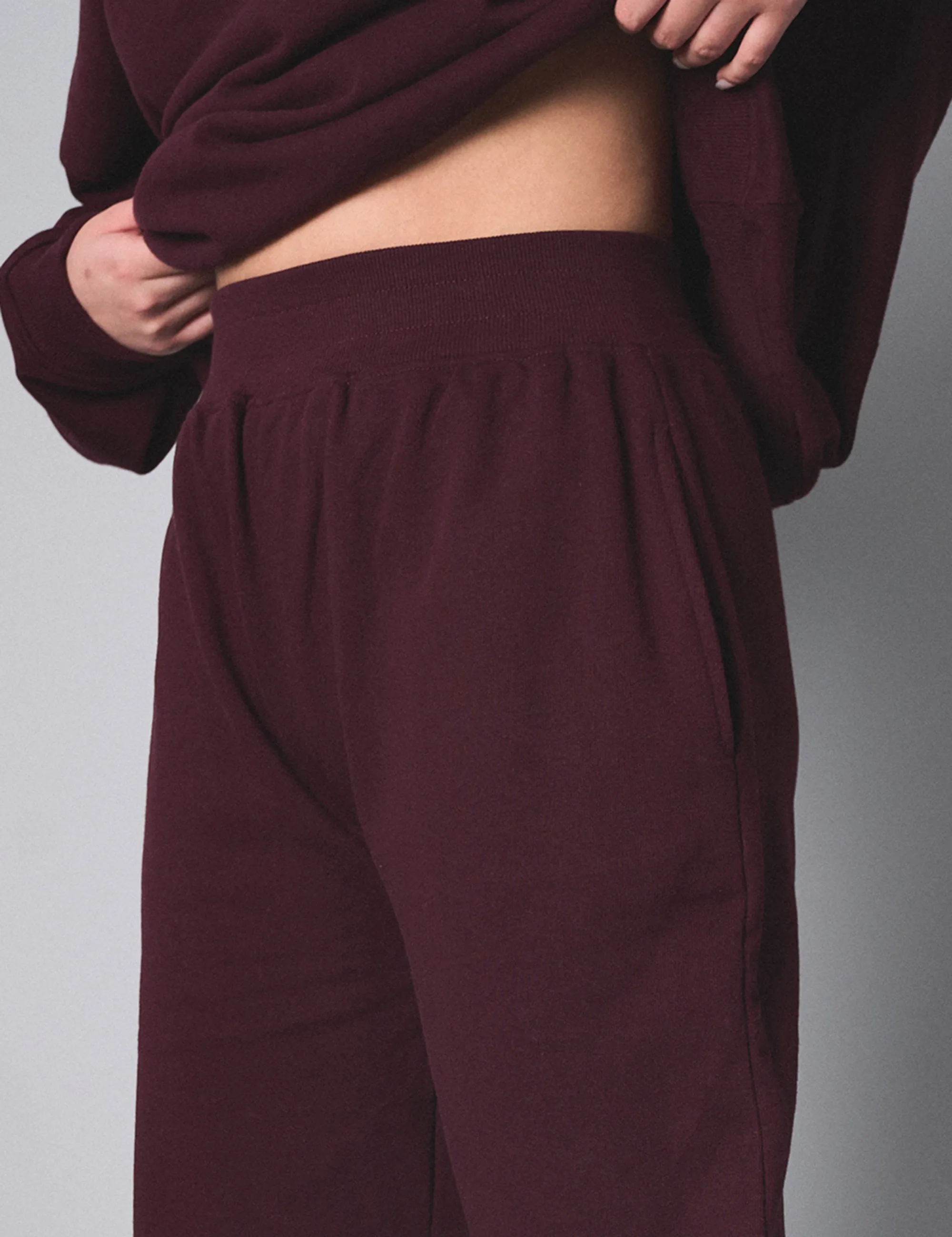 Kaiia Ribbed Waistband Wide Leg Sweat Pants Burgundy