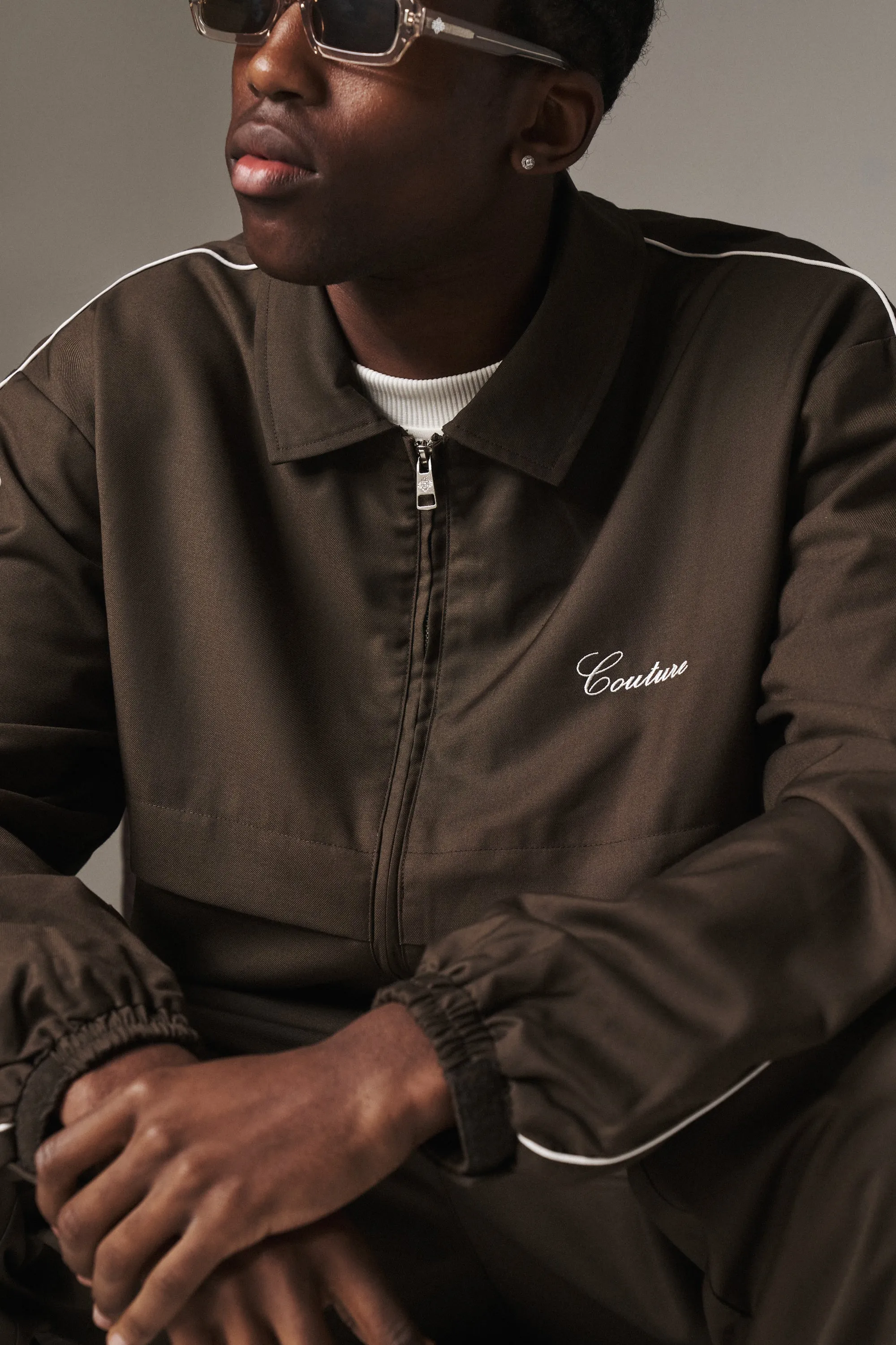 SMART PIPED TRACK JACKET - BROWN