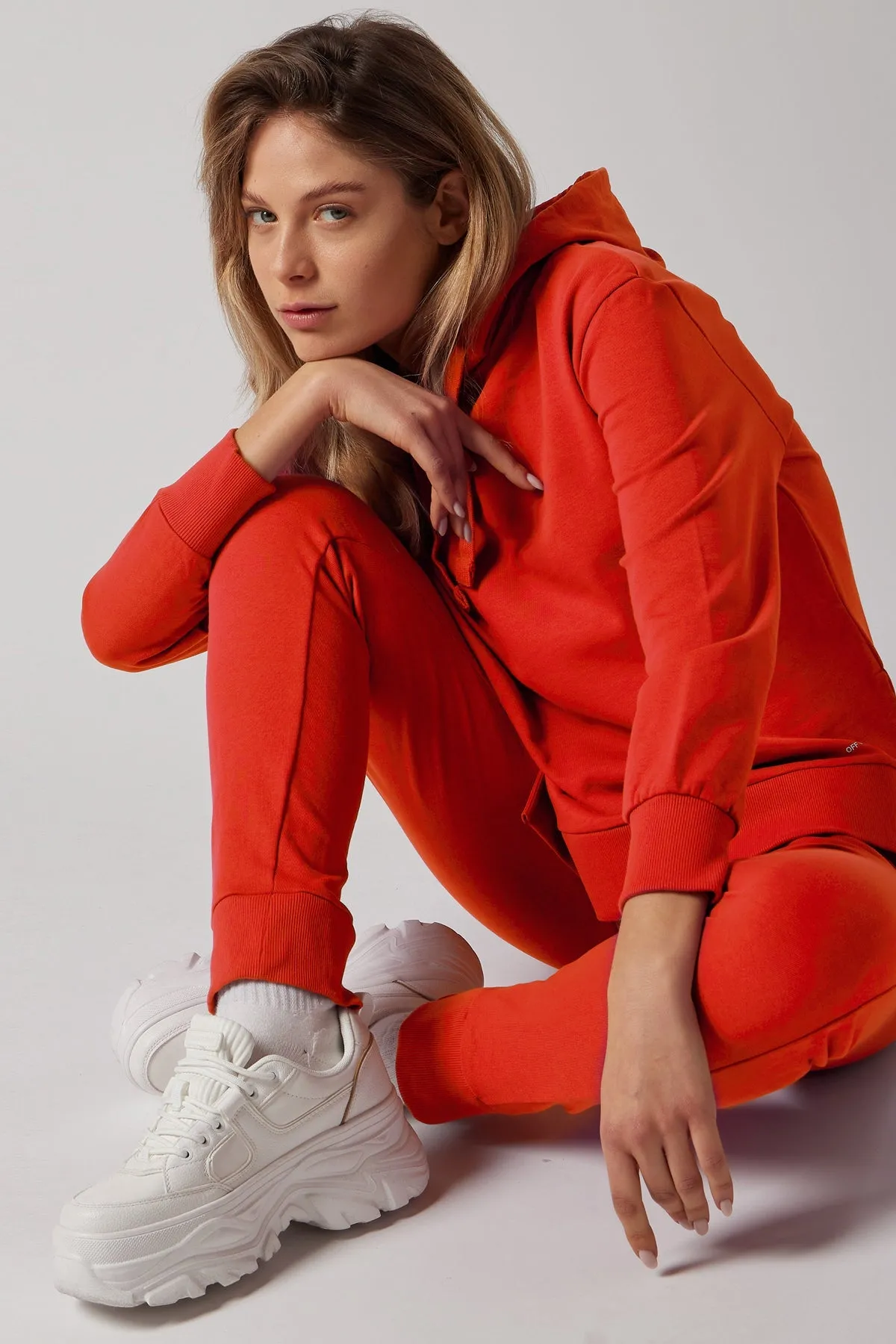 Women's Sweatsuit Set With Slits Tomato